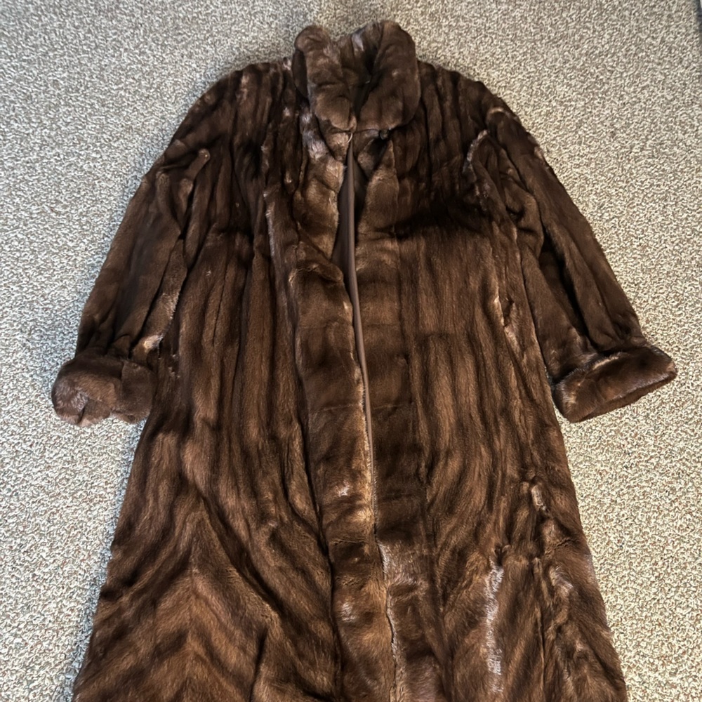 American Legand fur coat